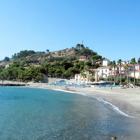 Сasa de vacaciones Le Terrazze Del Geco A - Slr300 By Interhome San Lorenzo al Mare