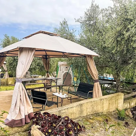Сasa de vacaciones Le Terrazze Del Geco A - Slr300 By Interhome *